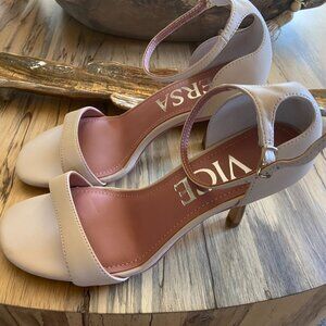 VICE VERSA Editor Sandals GORGEOUS